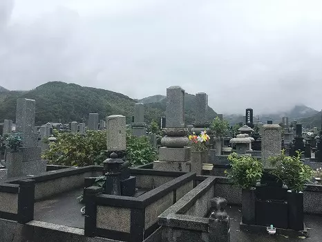 萩市営　三見西の浜墓地_2